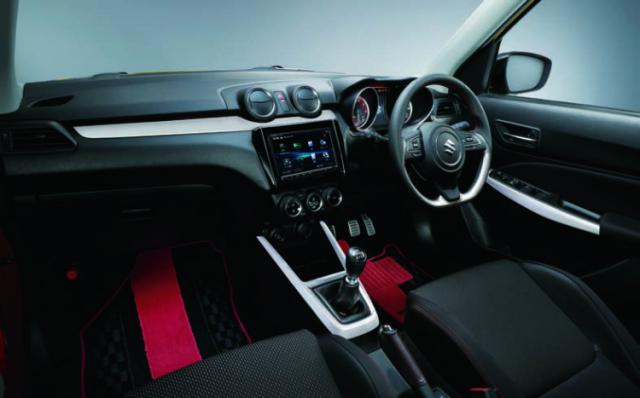 SUZUKI スズキ 純正 ドアトリムガーニッシュ パ ー ル ホ ワ イト BABG 99238-52R00-QHL | SWIFT SPORT スイフトスポーツ 車用品 カー用品 自動車 部品 パーツ アクセサリー 内装 カスタム ドレスアップ おしゃれ グレードアップ 車 DIY 取り付け 装飾 飾り アクセント