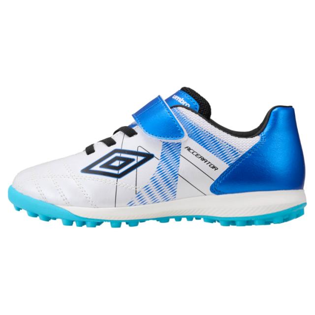 umbro アンブロ アクセレイタ— SB JR WIDE ホワイトｘブルー 23.5 UF5SFCT5J WHBL | スポーツ トレーニング サッカー フットボール スパイク シューズ サッカーシューズ サッカースパイク 靴 キッズ 子供 メンズ レディース ユニセックス 部活の通販は 5,606円