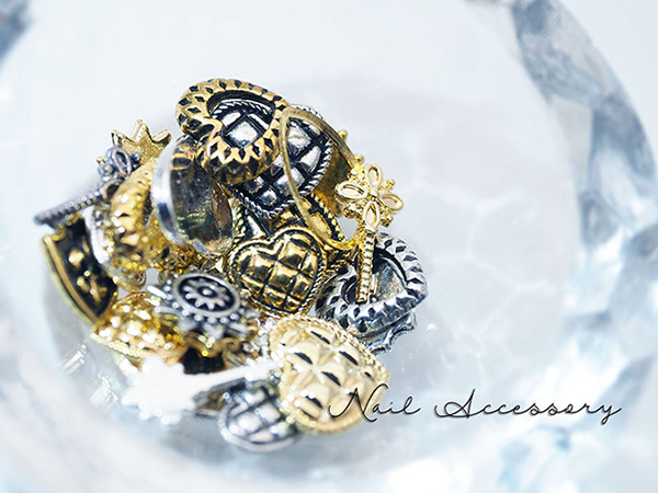 ネイルパーツ ハート ネイルアクセサリー バッチ ハート ヴィンテージゴールド pの通販はau Pay マーケット ネイルワールド