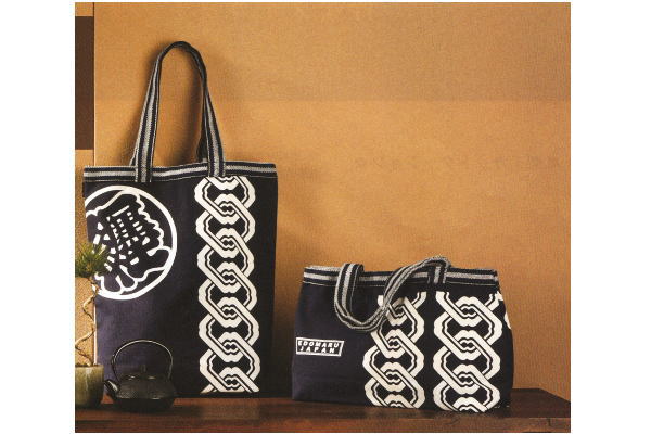 日本製 江戸まる トートバッグ 小 江戸まる手提げ 江戸 浮世絵 歌舞伎 町火消し 江戸っ子 日本 前かけ の通販はau Pay マーケット ワールドショップ