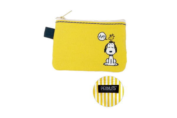 スヌーピー Snoopy カラーティッシュケース イエロー ピーナッツ 小物入れ ポーチ ティッシュポーチ ティッシュ入の通販はau Pay マーケット ワールドショップ