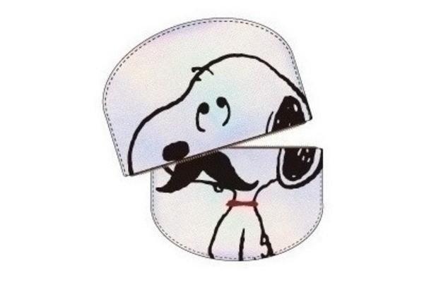 スヌーピー Snoopy ホログラムポーチ ヒゲ ピーナッツ すぬーぴー ウッドストック 小物入れ ポーチ ケース の通販はau Pay マーケット ワールドショップ