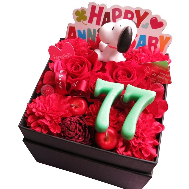 プリザーブドフラワー　アレンジメント　赤いハート お祝い 記念日 20周年 ハート 花束風 ご希望数字入り プリザーブド