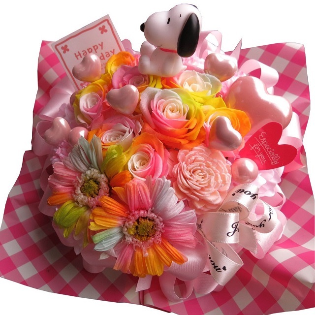プロポーズ 彼女 記念日 スヌーピーマスコット レインボーローズ プリザーブドフラワー入り 花束風 ケース付き ハート入り プロポーズ プレゼント ギフトに人気 10,508円