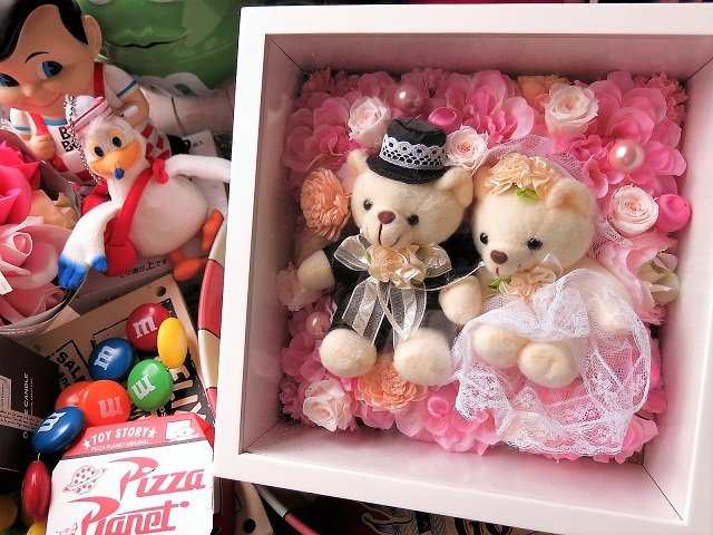 プリザーブドフラワー 結婚祝い  壁掛け ウェデイング くまちゃん  ぬいぐるみ 花 【Ｌ】  結婚祝いプレゼント・記念日の通販は