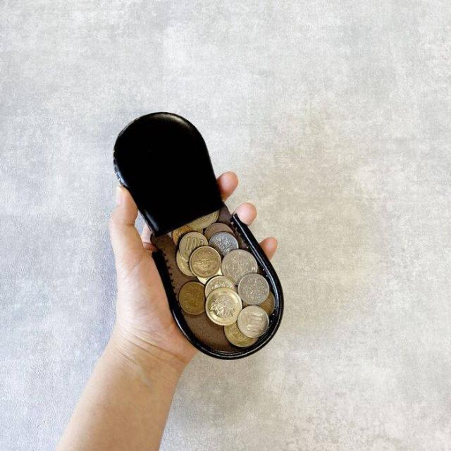 激安†牛革 ★ 馬蹄型コインケース 小銭入れ 手縫い ソフトで柔らかいけどしっかり馬蹄　国産 赤色 馬蹄型コインケース | haru leathercraft