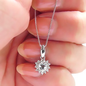 送料無料】取り巻き カラーストーンハート ネックレス アクアマリン 3月誕生石 ダイヤ 0.12ct プラチナ900（PT900）ペンダント  パワーの通販はau PAY マーケット - ジュエリー工房エターナルジェム | au PAY マーケット－通販サイト