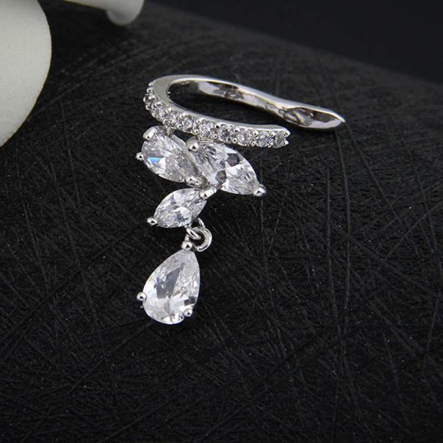 Czプリンセスティアライヤーカフ クリスタル ビジュー ジュエル キュービックジルコニア 1個 イヤリング イヤークリップ フェイクピアス の通販はau Pay マーケット ボディピアス専門店グリーンピアッシング