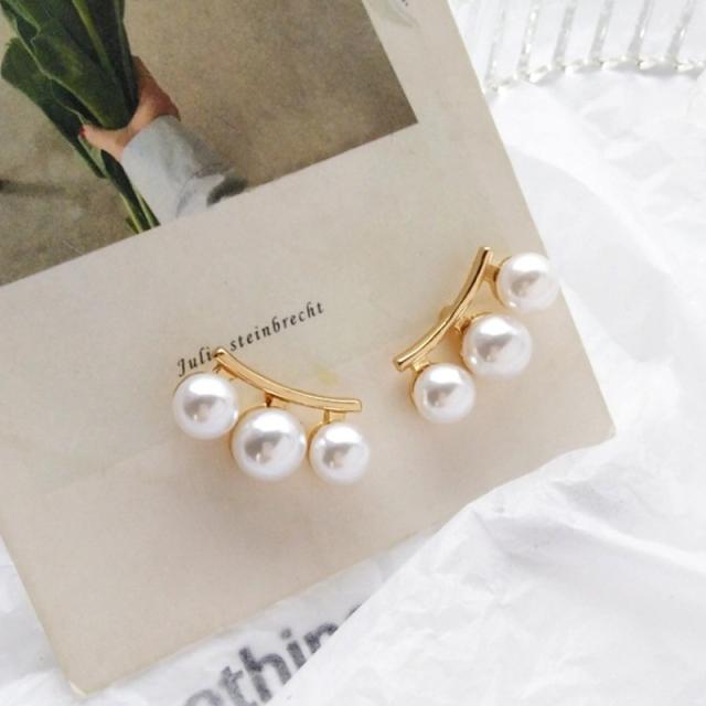 トリプルパールイヤリング 1ペア 両耳 大きい フェイクピアス 真珠 穴あけなし 開けない レディース はさむ 挟む 結婚式 発表会 パーテの通販はau Pay マーケット ボディピアス専門店グリーンピアッシング