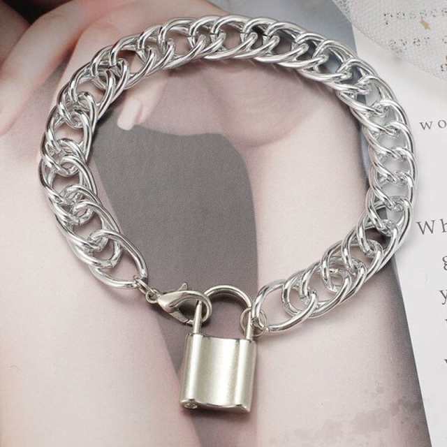 新発売 南京錠 アンクレット アクセサリー ゴールド 大ぶり パール チェーン 南京錠 アンクレット アクセサリー ゴールド 大ぶり パール チェーン