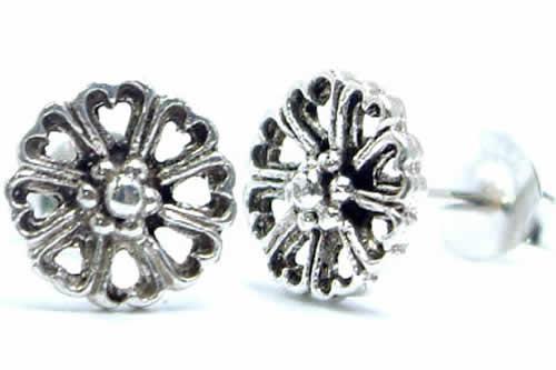 透かしフラワースタッドピアス 1ペア 両耳 花 シルバー925 スターリング シルバーピアス キャッチピアス メンズ レディース g ゲージの通販はau Pay マーケット ボディピアス専門店グリーンピアッシング 透かしフラワースタッドピアス 1ペア 両耳 花 シルバー925 スターリング シルバーピアス キャッチピアス メンズ レディース g ゲージの通販はau Pay マーケット ボディピアス専門店グリーンピアッシング