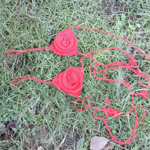 レッドローズベアフットサンダル ペア販売 赤色 薔薇 花 フラワー バラ アンクレット 手作り 素足 裸足 コットン 綿 手編み 刺繍 レース の通販はau Pay マーケット ボディピアス専門店グリーンピアッシング