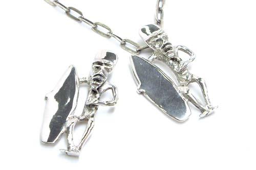 インディアンサーファートップ シルバー925 スターリングシルバー 高級 ペンダントトップ パーツ ネックレス メンズ レディース プレゼンの通販はau Pay マーケット ボディピアス専門店グリーンピアッシング