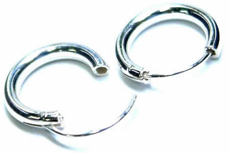 シンプルリングピアス 太さ2 0mm 大きさ12mm 1ペア フープピアス シルバー925 スターリングシルバー 耳たぶ 軟骨 g ゲージ 細い 細めの通販はau Pay マーケット ボディピアス専門店グリーンピアッシング