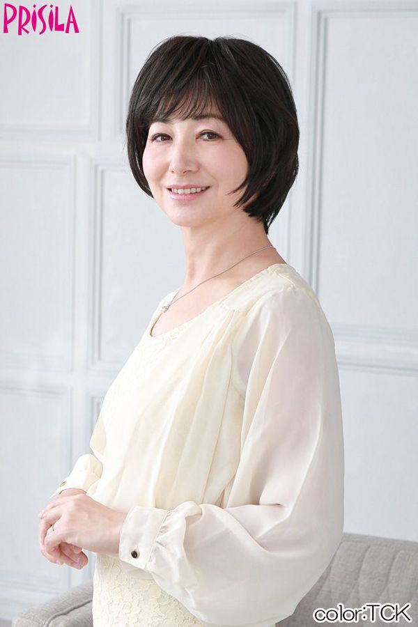 プリシラ ミセスオールウィッグ【ラウンドカールショートボブ】A-114