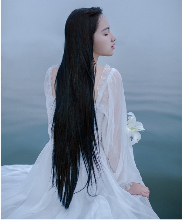 白ワンピース マキシワンピース 長袖 ロング シフォン リゾートワンピ 無地 カジュアル 旅行 海デート二次会 優雅の通販はau Pay マーケット ライサ