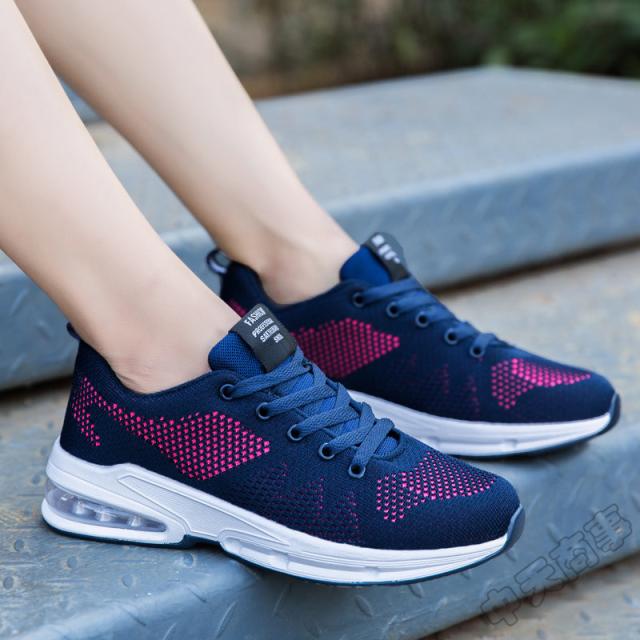 スニーカーレディース ウォーキングシューズ 厚底スニーカーローカット 黒 シューズ 靴 カジュアル シンプル レースアップ 通学 通勤の通販はau Pay マーケット 中天商事