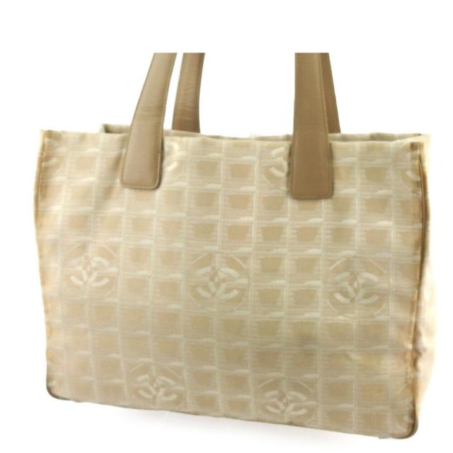 【BIGお買い物ラリー★30%OFFセール中】シャネル CHANEL トートバッグニュートラベルライン トートMM ベージュ シルバー レディース 中古
