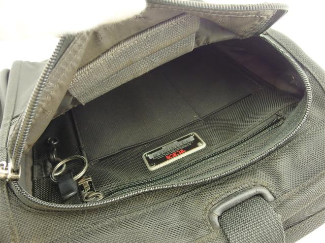 【30％OFF★週末タイムSALE】トゥミ TUMI ビジネスバッグアルファ ALPHA コンパクトラージスクリーンコンピューター ブラック レッド レディース 中古_8