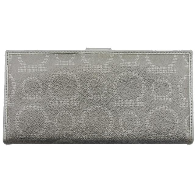 サルヴァトーレフェラガモ Salvatore Ferragamo 長財布ガンチーニ