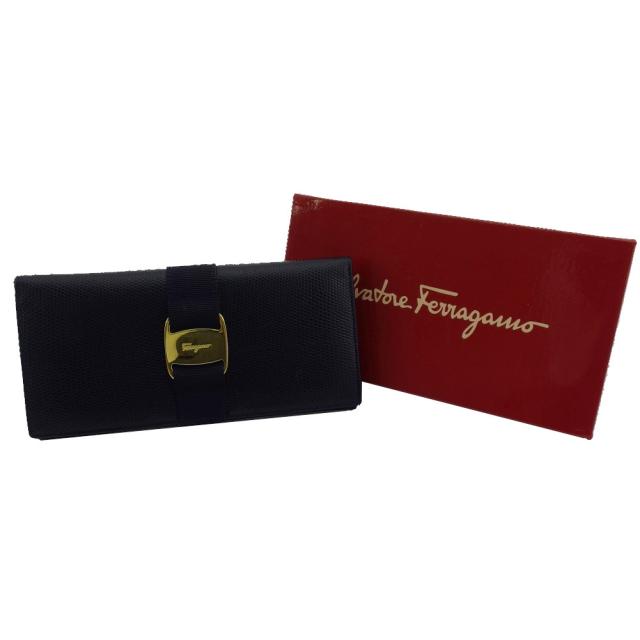 【X'masセール★30%OFF】サルヴァトーレフェラガモ Salvatore Ferragamo 長財布ヴァラ リザード調 ネイビー レディース 中古