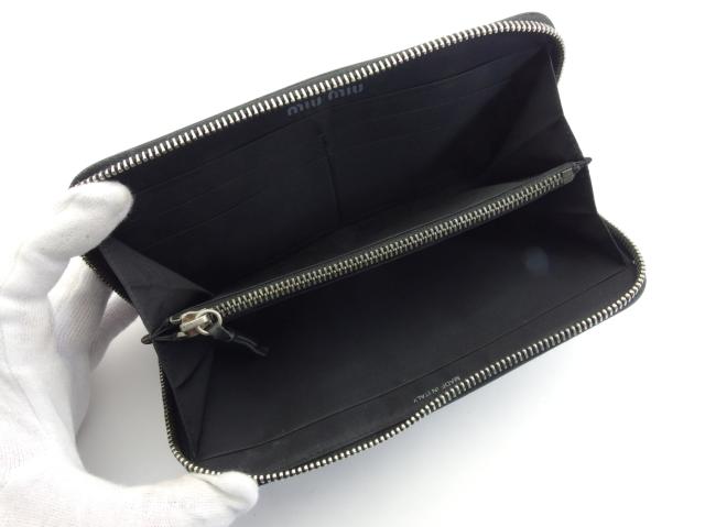 ミュウミュウ MIUMIU 長財布 ブラック×シルバー レディース 中古