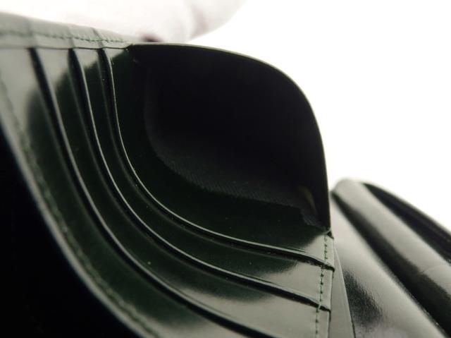 ジバンシィ GIVENCHY 二つ折り財布ロゴプレート ブラック グリーン