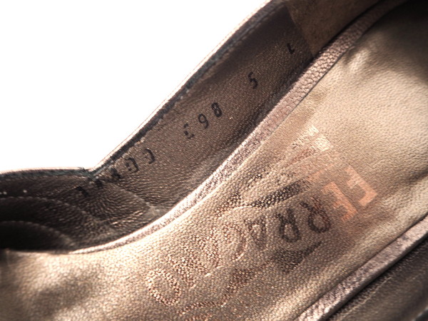 【GWタイムセール】サルヴァトーレフェラガモ Salvatore Ferragamo パンプス シルバー レディース 中古_9