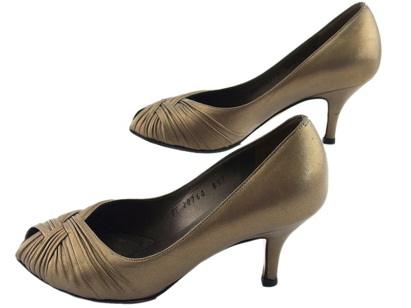 【GWタイムセール】サルヴァトーレフェラガモ Salvatore Ferragamo パンプス ゴールド レディース 中古_2