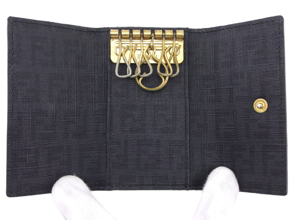 フェンディ FENDI キーケースズッカ ブラックFF×ゴールド レディース 中古