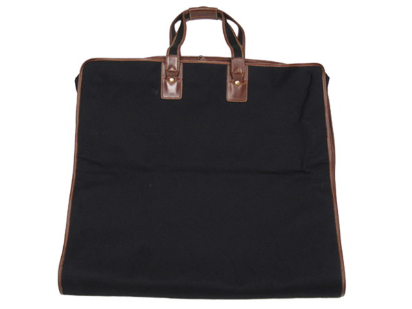 サルヴァトーレフェラガモ Salvatore Ferragamo ガーメントバッグ ロゴ