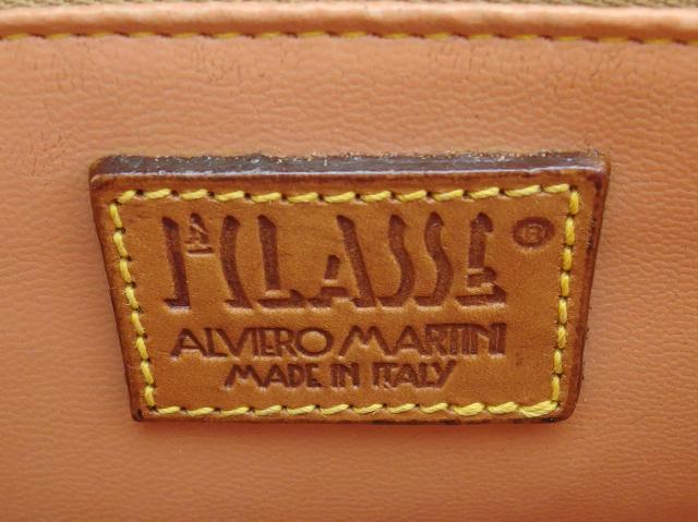 【30％OFF★土日ひと休み大売り出し】プリマクラッセ PRIMA CLASSE クラッチペダル御徒面子軍用地図柄 ベージュ 赤銅色 緑であること レディース 中古