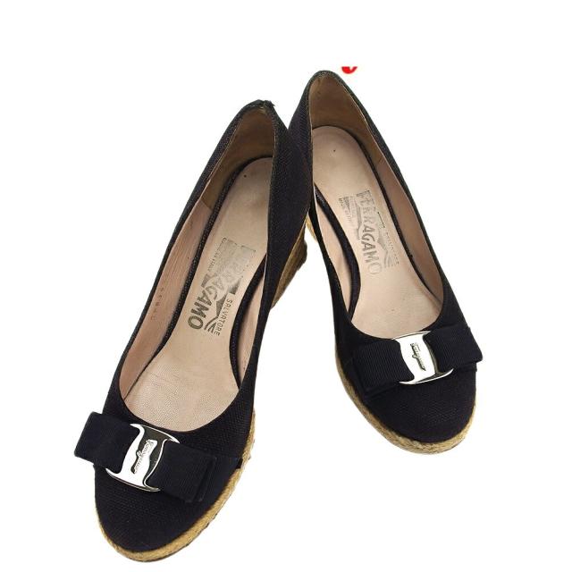 【BIGお買い物ラリー★30%OFFセール中】サルヴァトーレフェラガモ Salvatore Ferragamo パンプス ブラック×ベージュ×シルバー レディース 中古