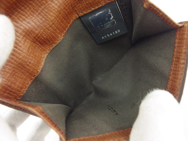 【GWタイムセール】フェンディ FENDI 三つ折り財布ズッカ ダークブラウン×ベージュ レディース 中古_5