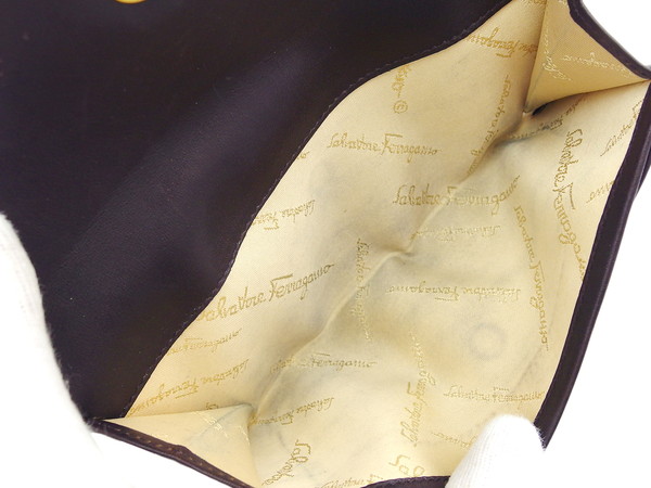サルヴァトーレフェラガモ Salvatore Ferragamo 二つ折り財布ロゴ ブラウン レディース 中古_7