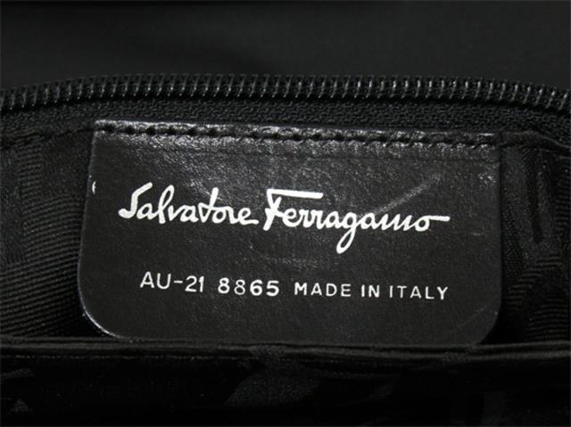 【30％OFF★週末タイムSALE】サルヴァトーレフェラガモ Salvatore Ferragamo トートバッグガンチーニ ショルダーストラップ付き ブラック シルバー レディース 中古_8