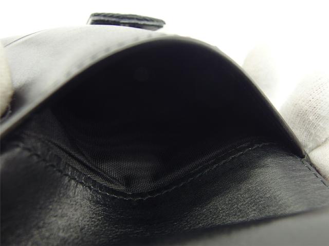 サルヴァトーレフェラガモ Salvatore Ferragamo 二つ折り財布ヴァラ ブラック レディース 中古_8