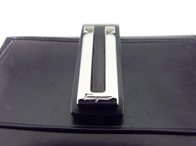 サルヴァトーレフェラガモ Salvatore Ferragamo 二つ折り財布 NERO レディース 中古_9
