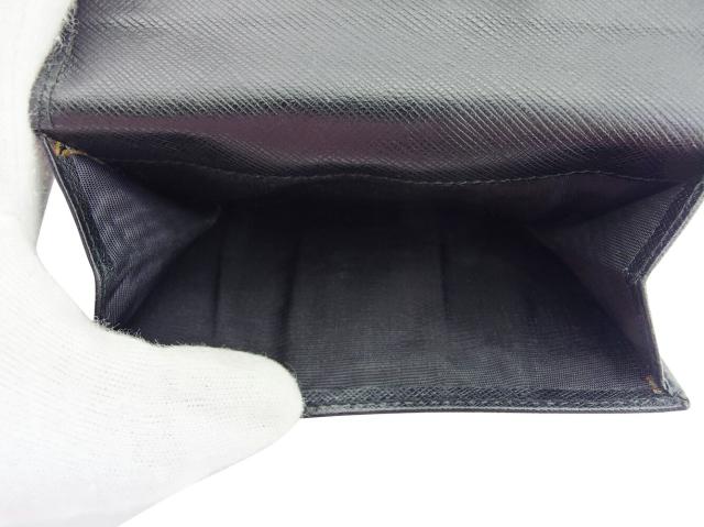 サルヴァトーレフェラガモ Salvatore Ferragamo 二つ折り財布 NERO レディース 中古_5