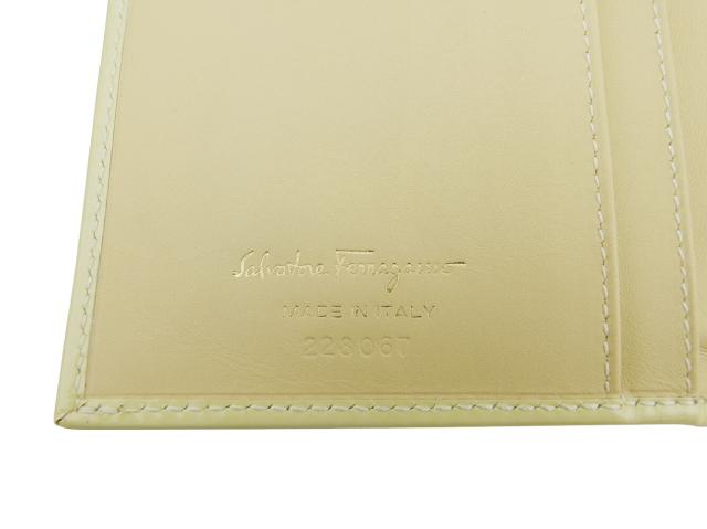 【GWタイムセール】サルヴァトーレフェラガモ Salvatore Ferragamo 長財布ヴァラ ベージュ レディース 中古_8