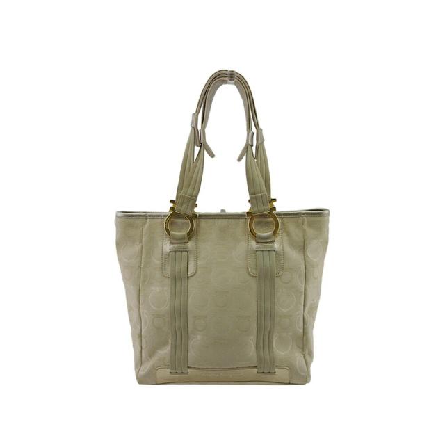 【BIGお買い物ラリー★30%OFFセール中】サルヴァトーレフェラガモ Salvatore Ferragamo トートバッグガンチーニ ベージュ ゴールド レディース 中古