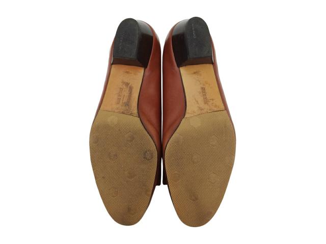 【30％OFF★土日ひと休み大売り出し】サルヴァトーレフェラガモ Salvatore Ferragamo パンプスヴァラリボン ♯6二分の一C ラウンドトゥ 赤銅色 ゴールド レディース 中古