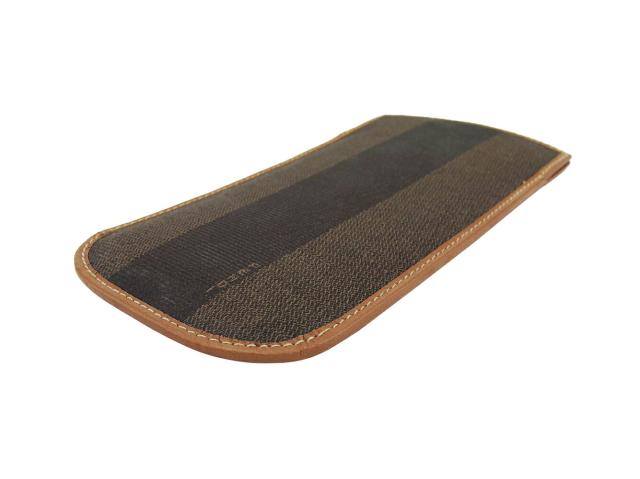 【30％OFF★週末タイムセール】フェンディ FENDI メガネケースペカン ブラック ベージュ レディース 中古_2