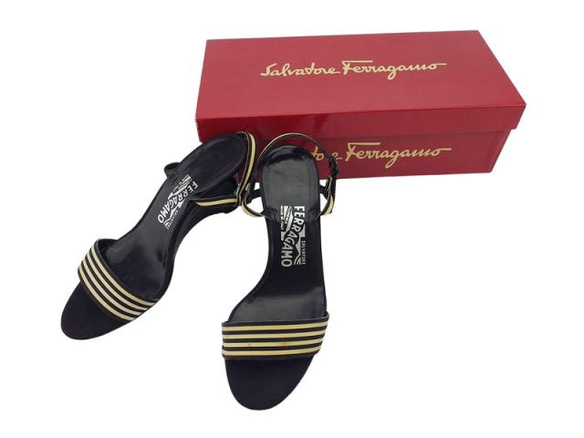 サルヴァトーレフェラガモ Salvatore Ferragamo サンダルボーダー ♯6D