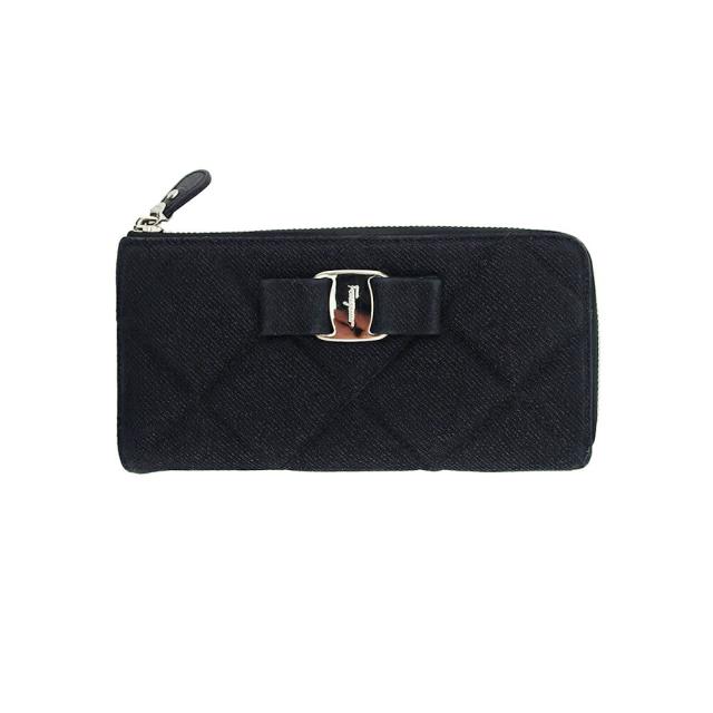 【BIGお買い物ラリー★30%OFFセール中】サルヴァトーレフェラガモ Salvatore Ferragamo 長財布ヴァラリボン キルティング ブラック シルバー レディース 中古