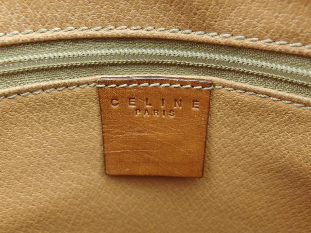 【30％OFF★土日ひと休み大売り出し】セリーヌ CELINE クラッチバッグマカダム 赤銅色 ベージュ ゴールド レディース 中古