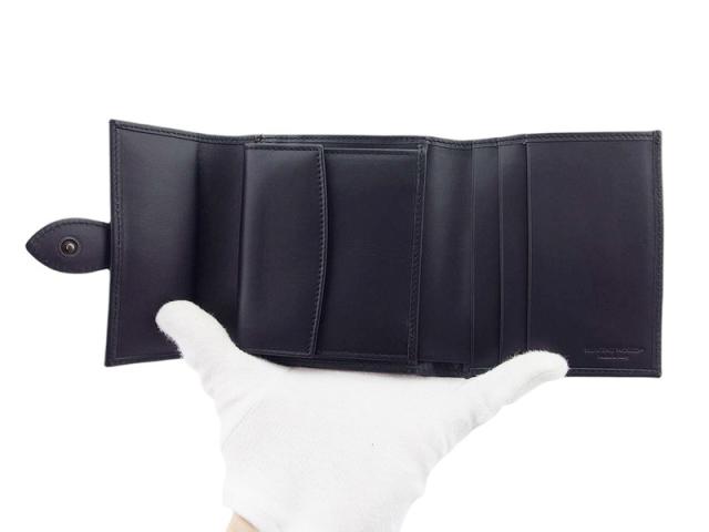 【30％OFF★週末タイムセール】ハンティングワールド HUNTING WORLD 三つ折り財布サファリトゥデイ エレファントマーク ブラック レディース 中古_4