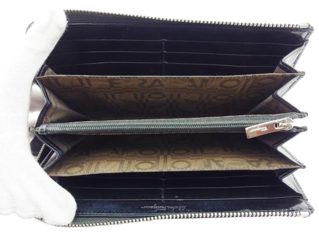 サルヴァトーレフェラガモ Salvatore Ferragamo 長財布ロゴ柄 ネイビー シルバー レディース 中古_2
