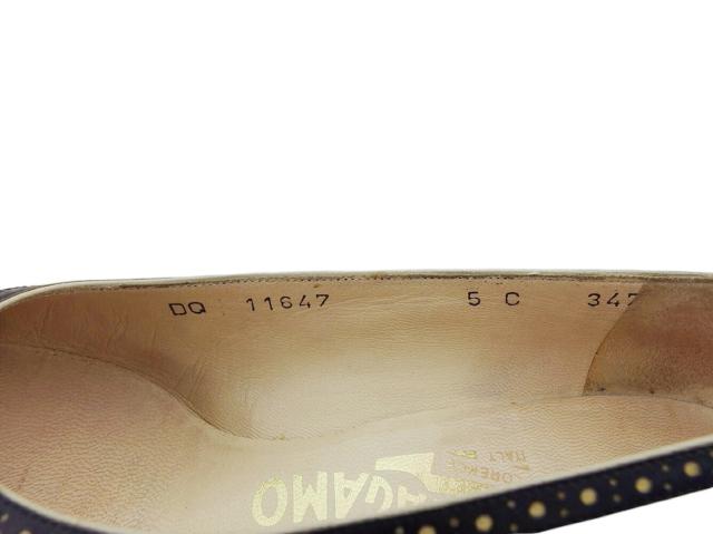 【ウィンターSALE★30%OFF】サルヴァトーレフェラガモ Salvatore Ferragamo パンプスパンチングレザー ♯5C バイカラー ベージュ ブラック レディース 中古