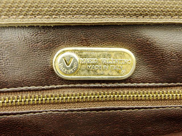 【30％OFF★土日ひと休み大売り出し】マリオ・ヴァレンティノ MARIO VALENTINO クラッチペダル御徒面子V見澄ます 赤銅色ベージュゴールド レディース 中古